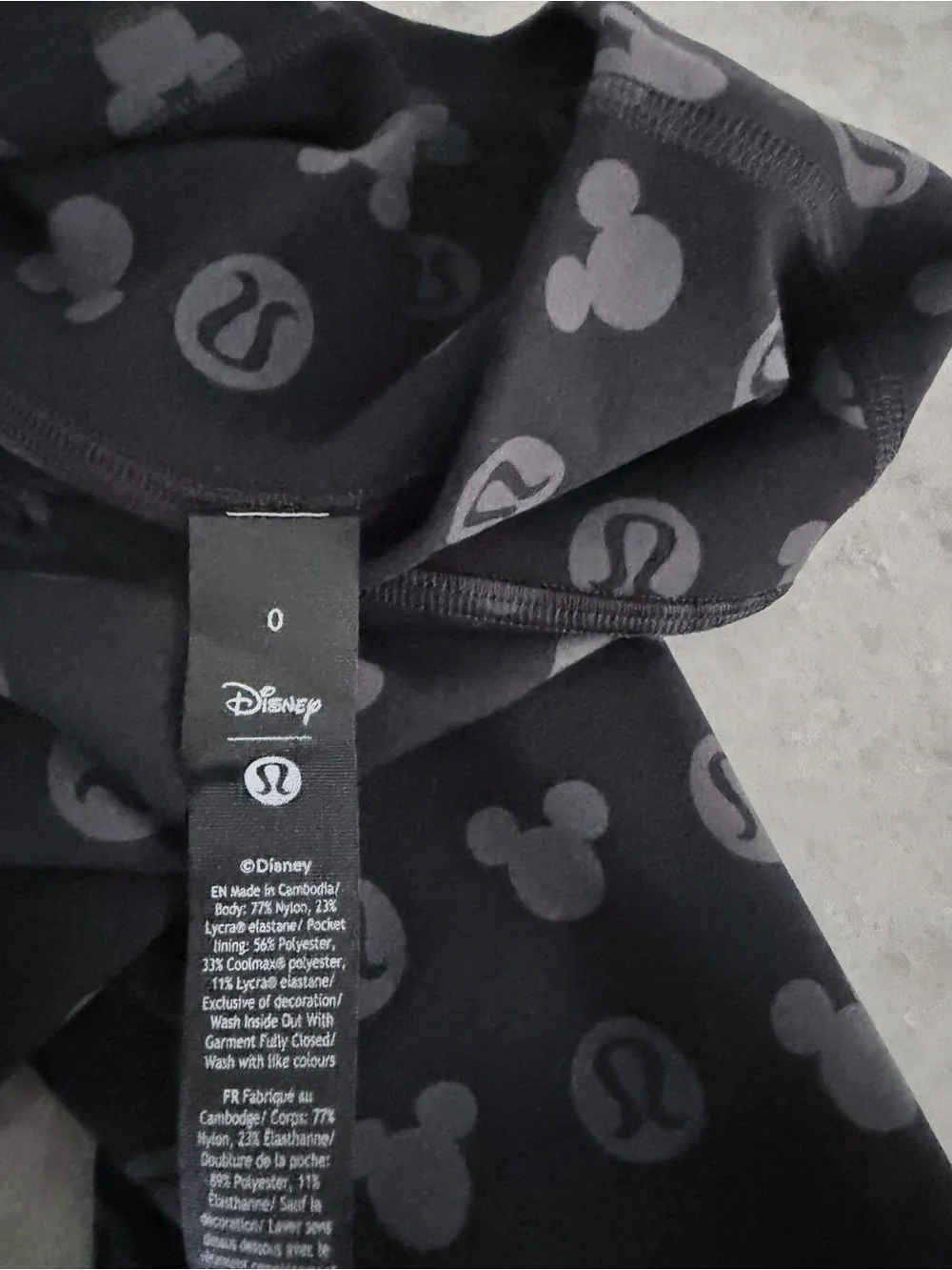 Disney x Lululemon Mickey Mouse Wunder Train Tight Leggings - Black / Size 0